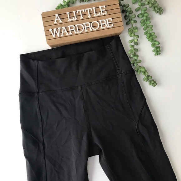 lululemon athletica Pants - Lululemon Black In Movement 7/8 Tight Leggings